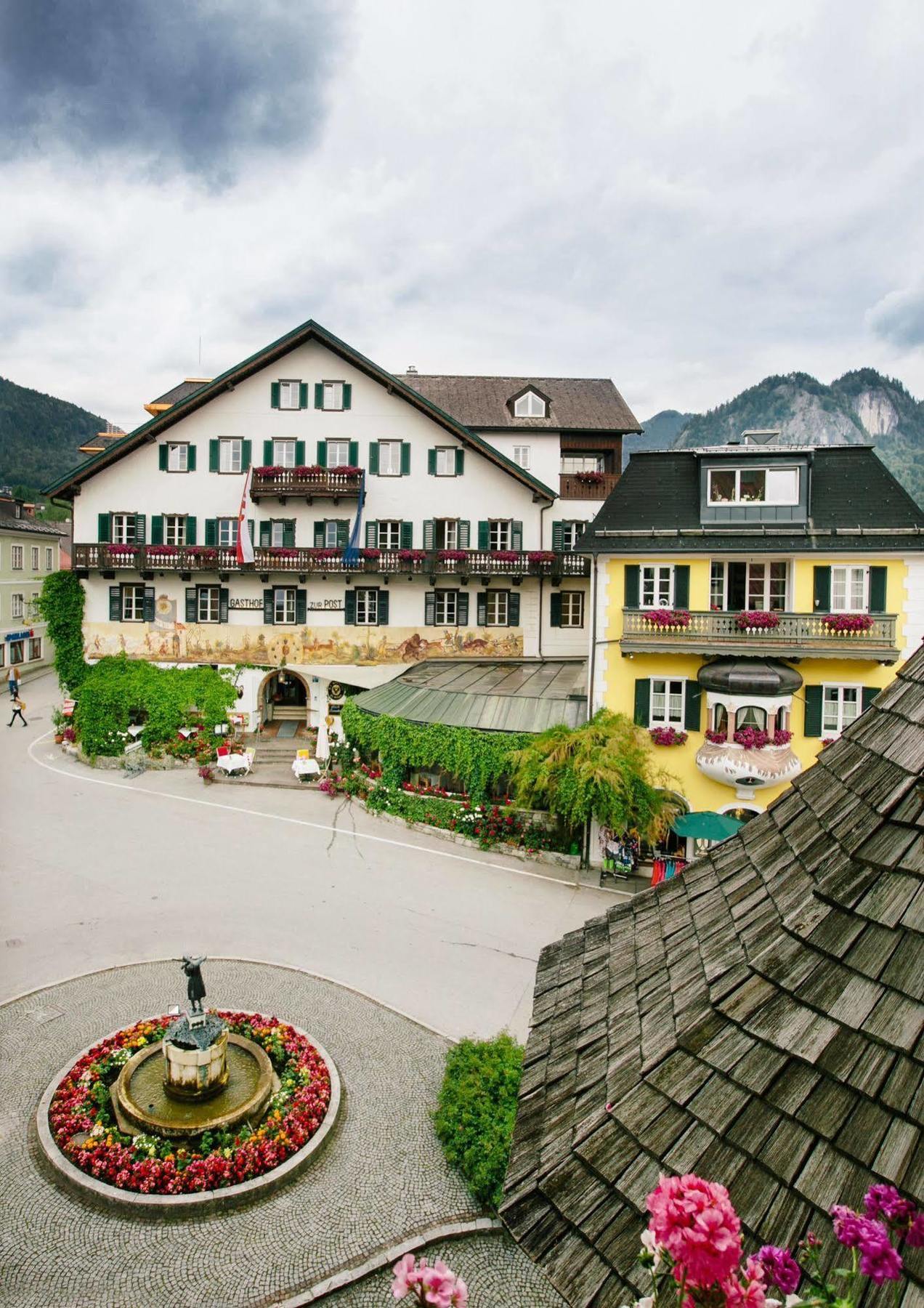 Hotel Gasthof Zur Post Санкт-Гільген Екстер'єр фото